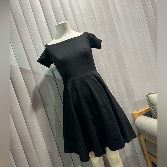 SARIN MATHEWS off the shoulder cocktail dress ✨ - Picture 10 of 14